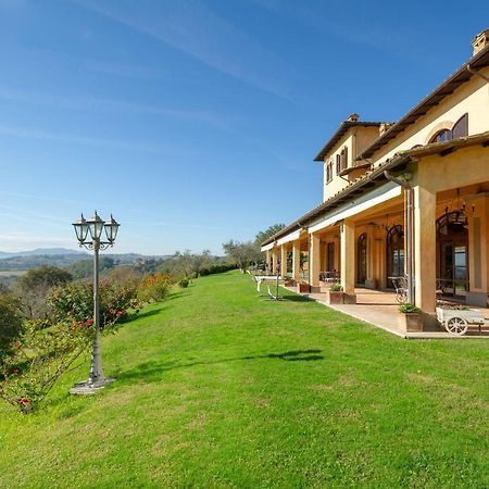 La Belle Evoque Hotel Poggio Catino Bagian luar foto