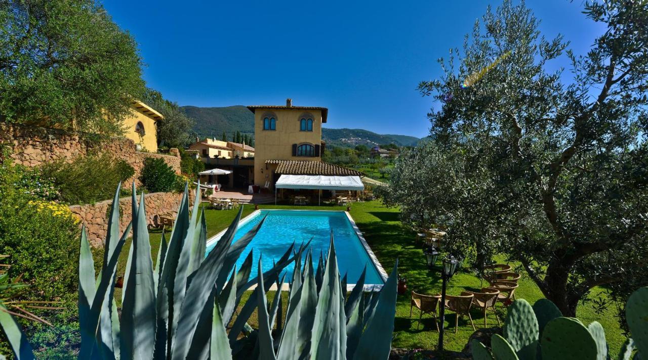 La Belle Evoque Hotel Poggio Catino Bagian luar foto