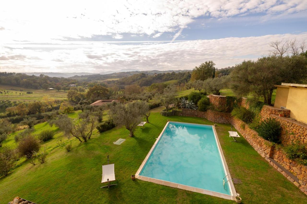 La Belle Evoque Hotel Poggio Catino Bagian luar foto