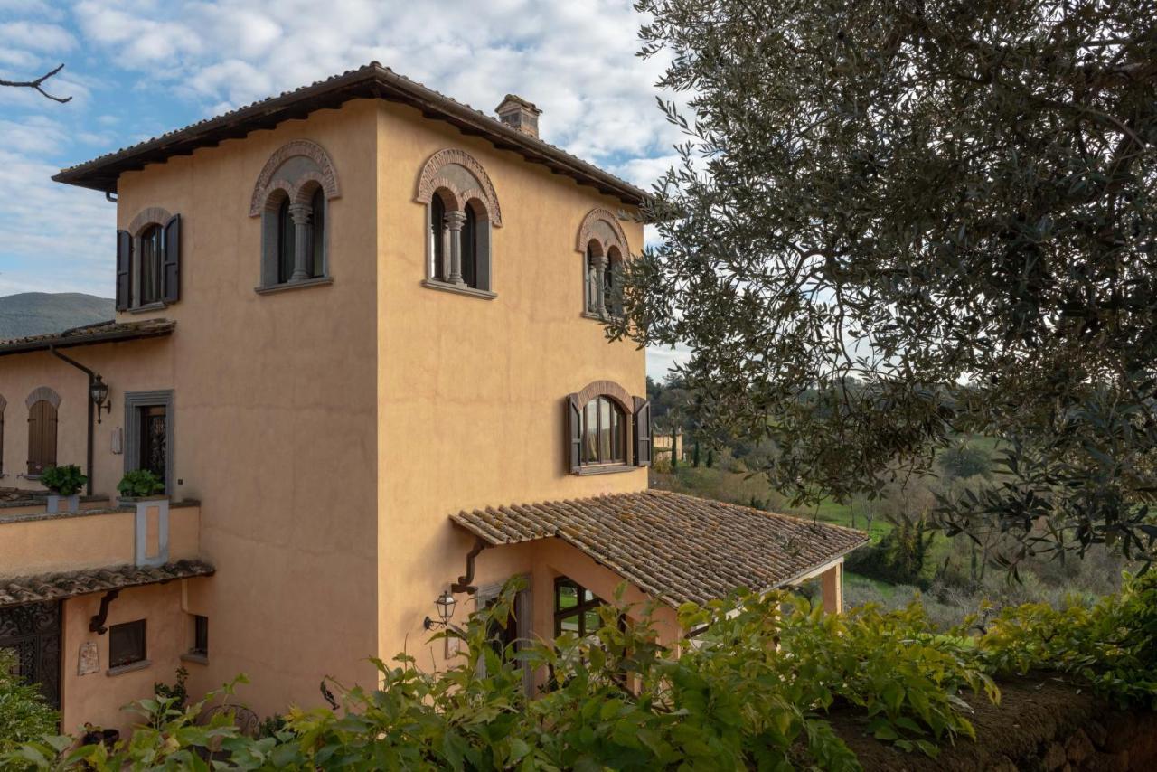 La Belle Evoque Hotel Poggio Catino Bagian luar foto